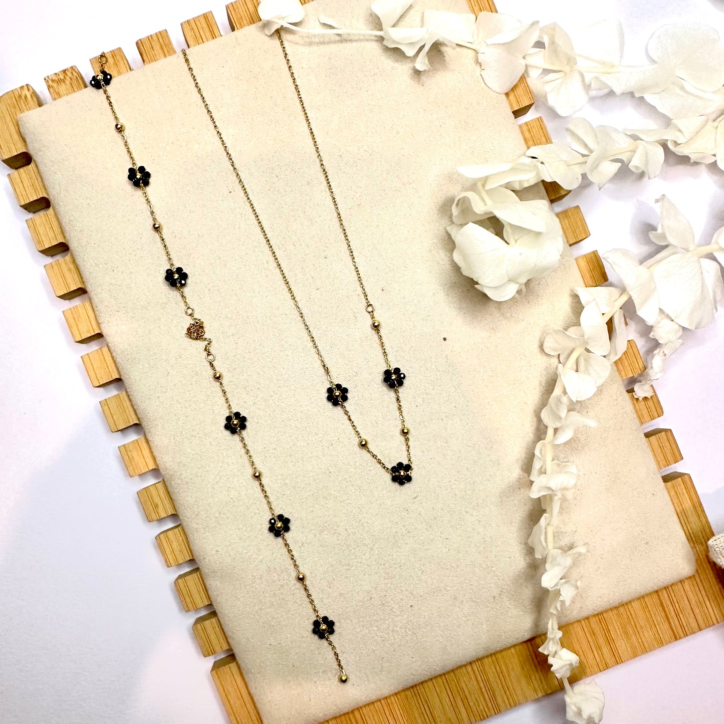 Collier de dos Inaya