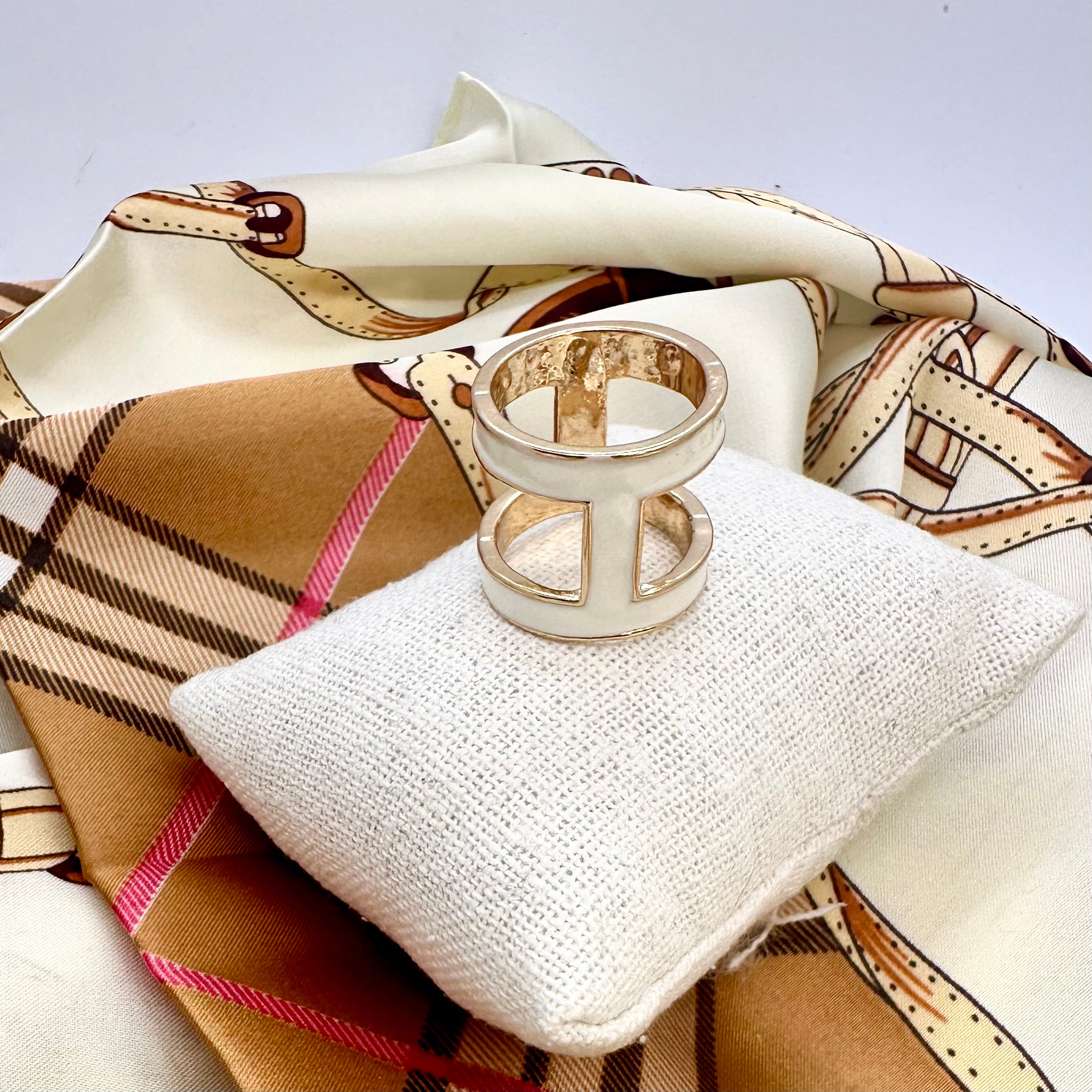 Bijoux de foulard – Le petit twist qui change tout !