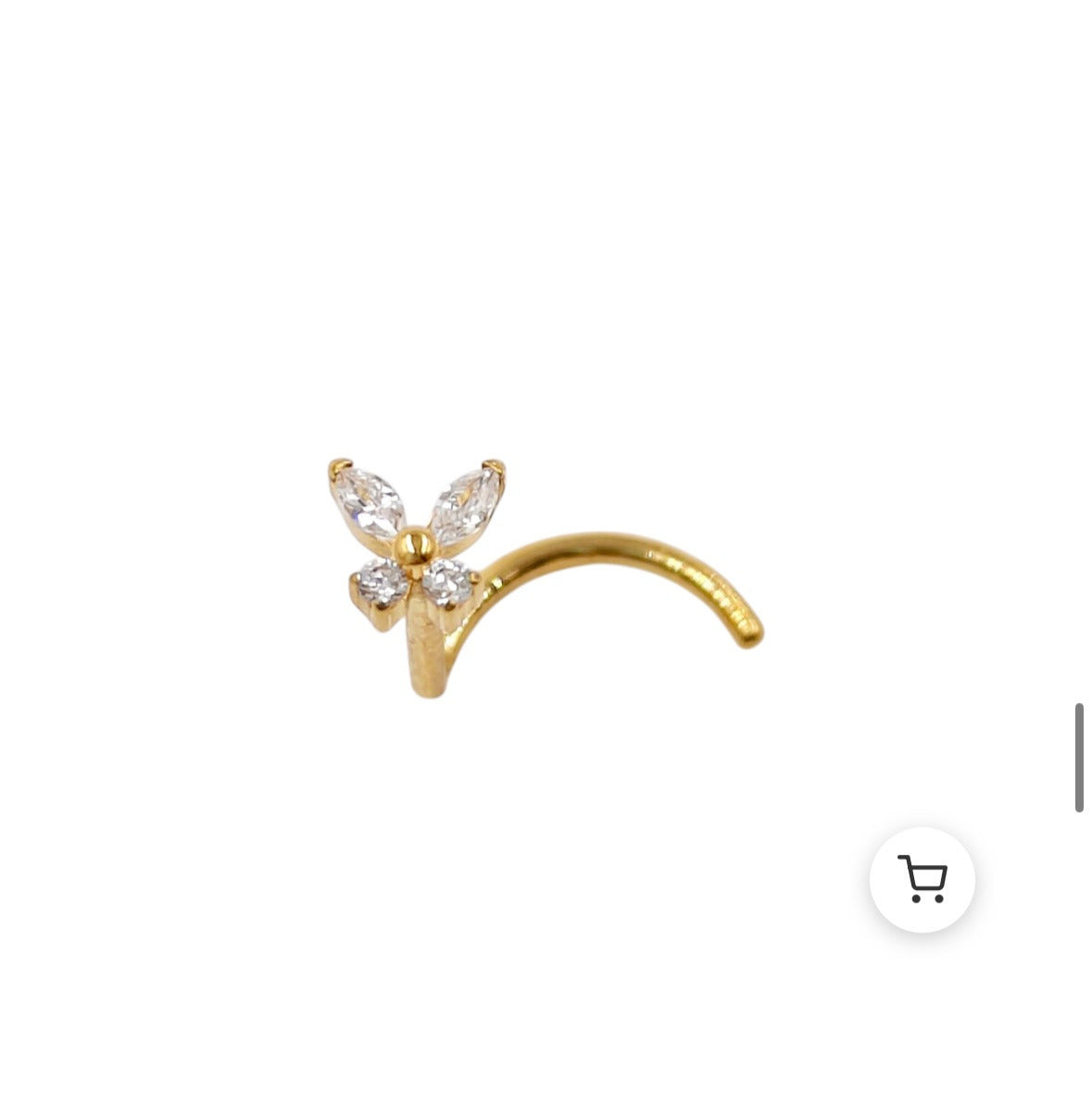 Piercing nez Zoé